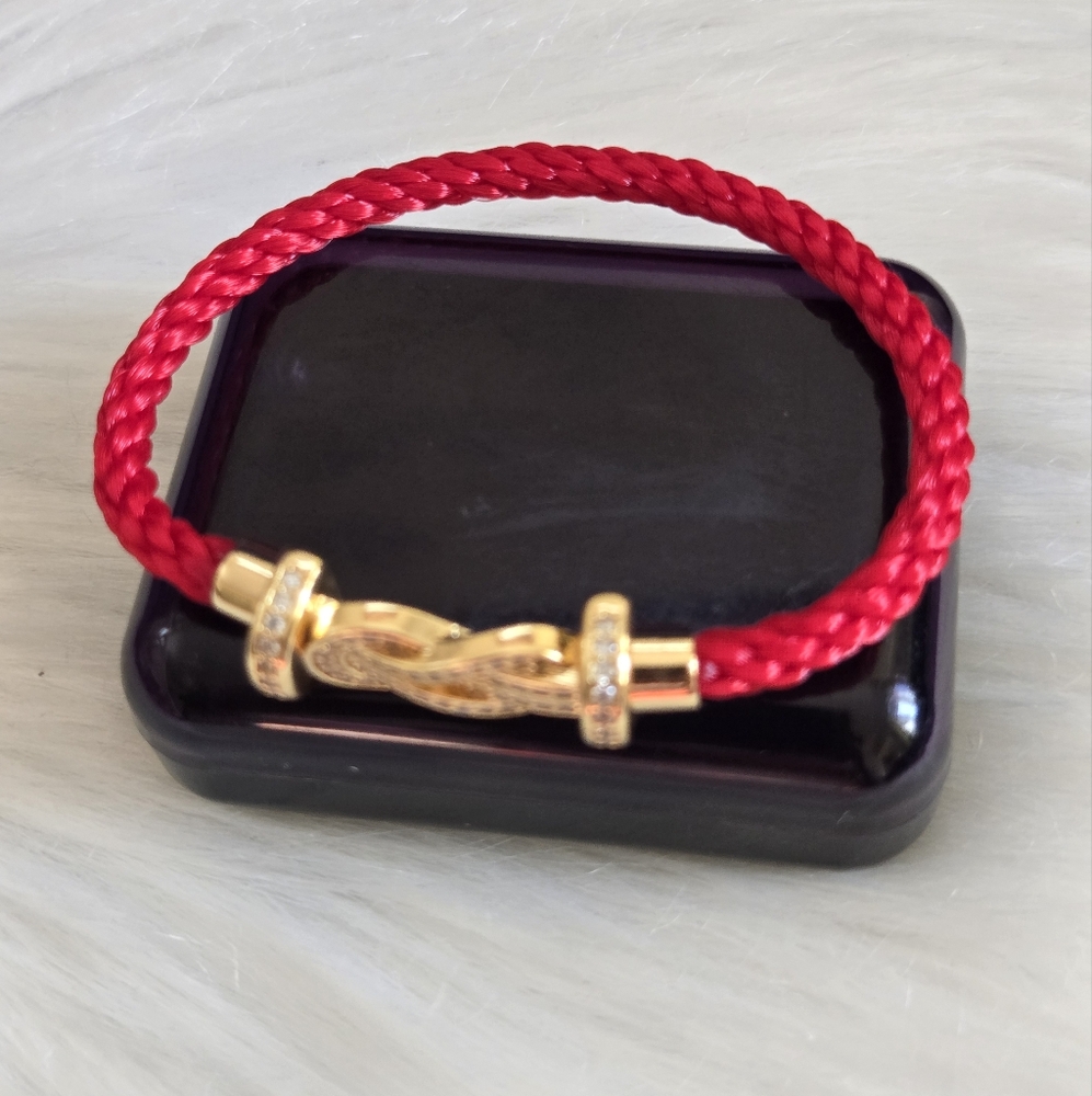 infinity red bracelet *new - Picture 7 of 9